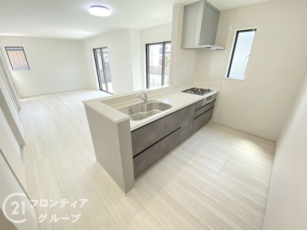 加古川市米田町平津　新築一戸建て　全１区画