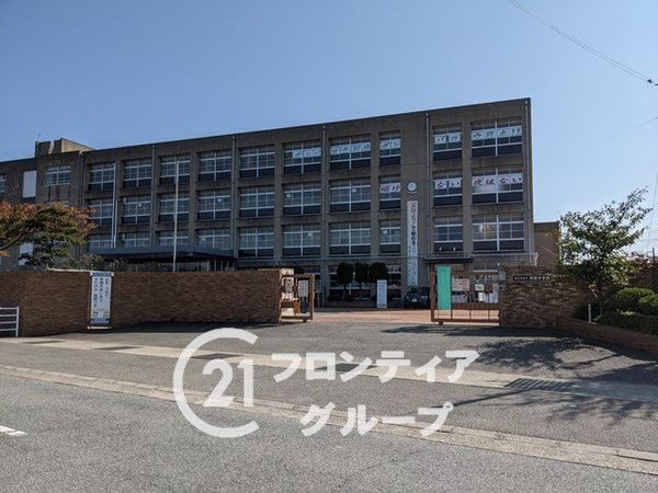 加古川市別府町新野辺北町1丁目の土地(加古川市立別府中学校)