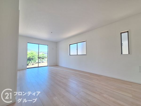 揖保郡太子町太田　新築一戸建て　第４　１号棟