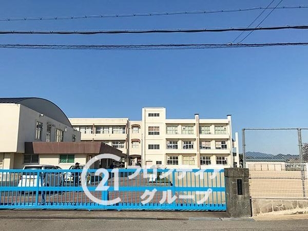 姫路市香寺町香呂の中古一戸建て(姫路市立香呂小学校)