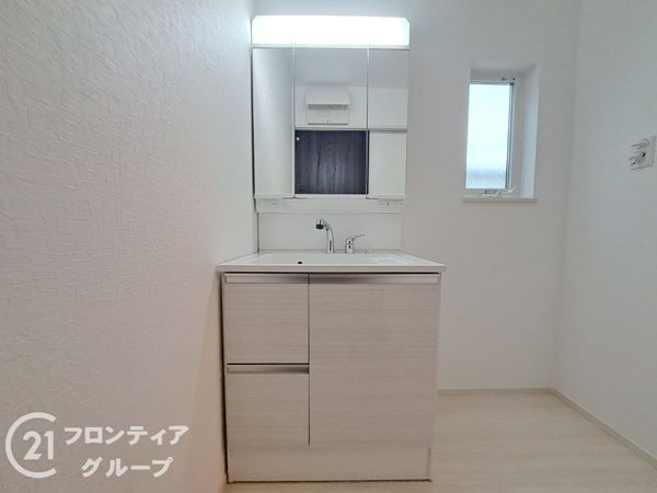 三木市志染町東自由が丘３丁目　新築一戸建て　全１区画