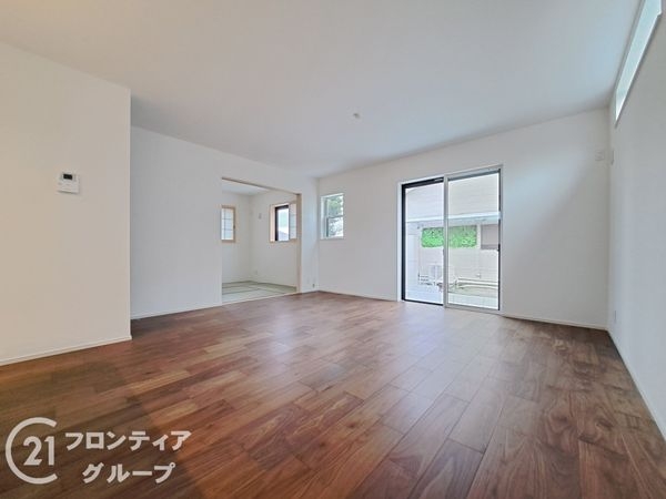 三木市志染町東自由が丘３丁目　新築一戸建て　全１区画