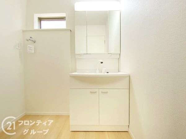 三木市大塚１丁目　新築一戸建て　第４　４号棟