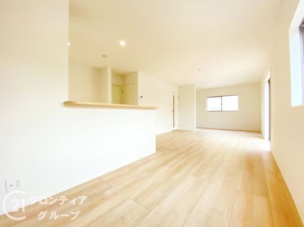 三木市大塚１丁目　新築一戸建て　第４　４号棟