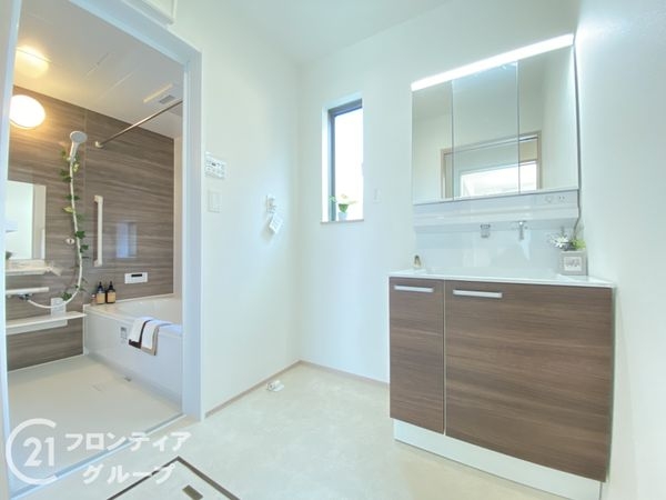 三木市緑が丘町西２丁目　新築一戸建て　２期　全１区画