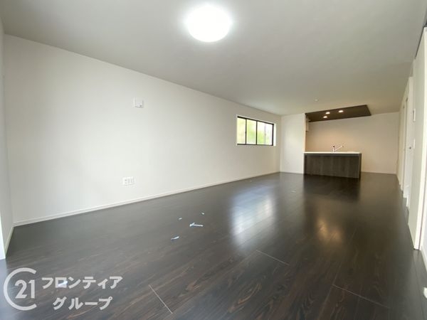 高砂市米田町塩市　新築一戸建て　１期　２号棟