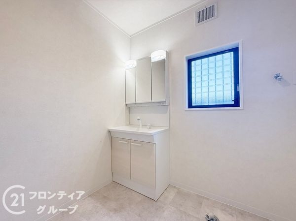 姫路市飾磨区構４丁目の中古一戸建て