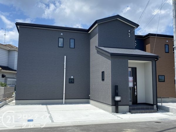 加古川市加古川町稲屋　新築一戸建て　１１期　２号棟