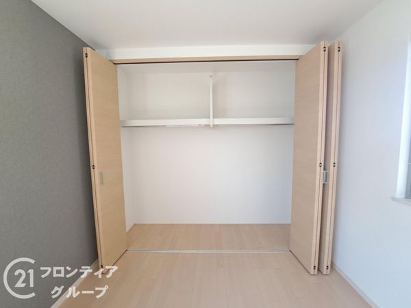 加古川市平岡町一色東２丁目の中古一戸建て