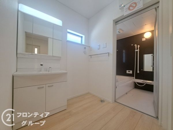 姫路市丸尾町　新築一戸建て　第１　３号棟