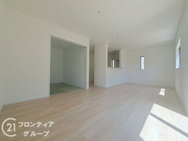 姫路市丸尾町　新築一戸建て　第１　３号棟