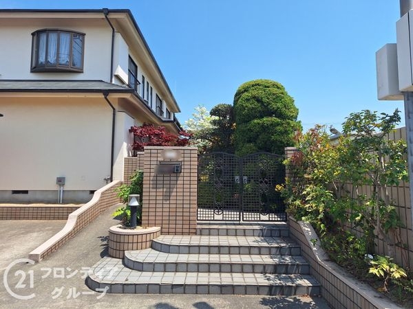姫路市広畑区正門通１丁目の中古一戸建て