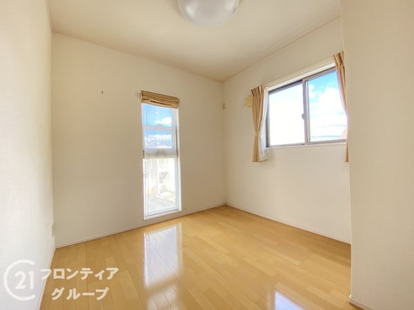 加古川市平岡町一色西１丁目の中古一戸建て