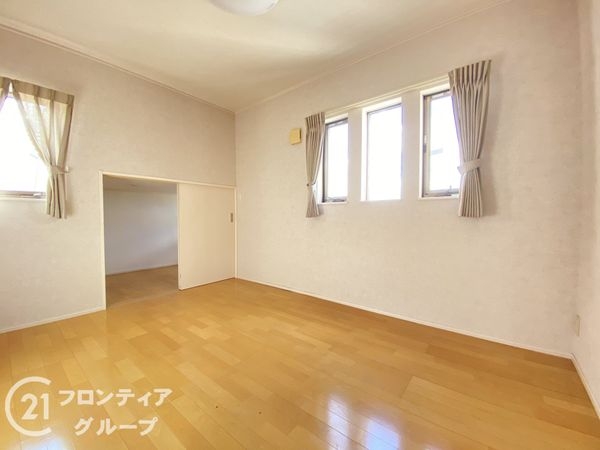 加古川市平岡町一色西１丁目の中古一戸建て