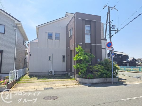 加古川市平岡町一色西１丁目　中古一戸建て