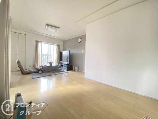 加古川市平岡町一色西１丁目の中古一戸建て