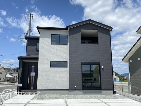 たつの市龍野町末政　新築一戸建て　５期　４号棟