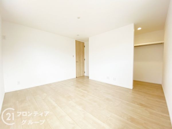 三木市志染町東自由が丘２丁目　新築一戸建て　全１区画