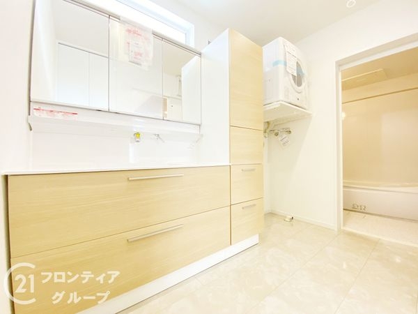 三木市志染町東自由が丘２丁目　新築一戸建て　全１区画