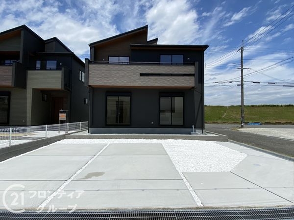 加古川市新神野４丁目　新築一戸建て　２号棟