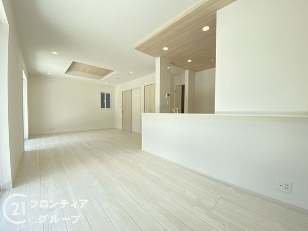 加古川市新神野４丁目　新築一戸建て　２号棟