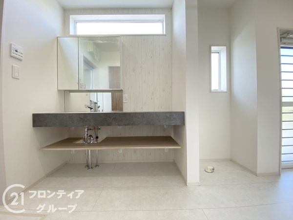 加古川市新神野４丁目　新築一戸建て　１号棟
