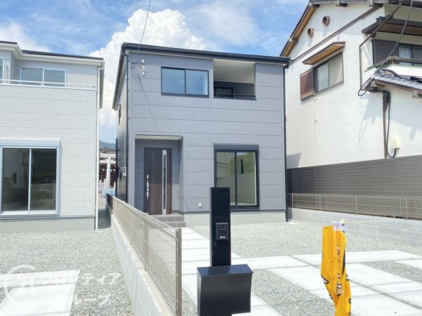姫路市広畑区小松町４丁目　新築一戸建て　２号棟