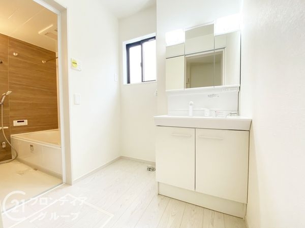 姫路市広畑区蒲田１丁目　新築一戸建て　２期　３号棟