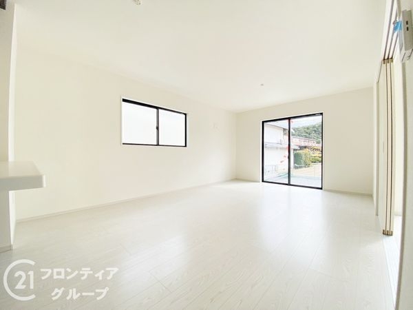 姫路市広畑区蒲田１丁目　新築一戸建て　２期　３号棟