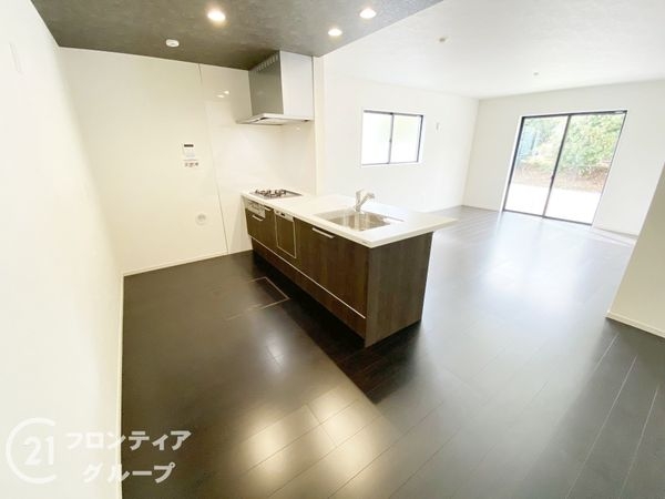 姫路市広畑区蒲田１丁目　新築一戸建て　２期　１号棟