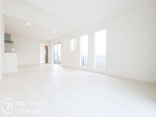 小野市黒川町　新築一戸建て　3号棟