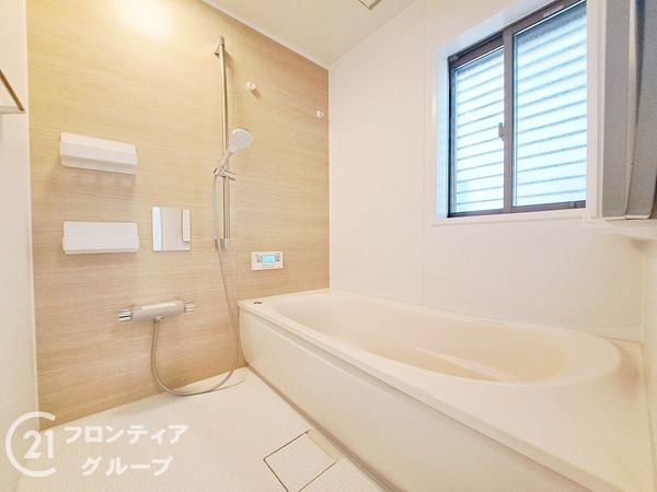 高砂市荒井町小松原３丁目　中古一戸建て