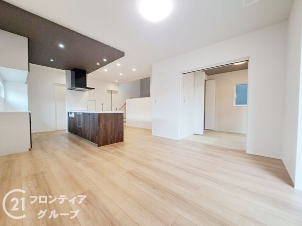 小野市王子町　新築一戸建て　１号棟