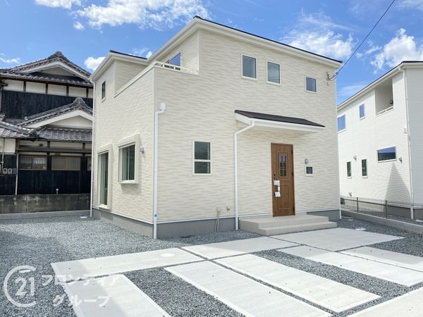 たつの市龍野町末政　新築一戸建て　７期　２号棟
