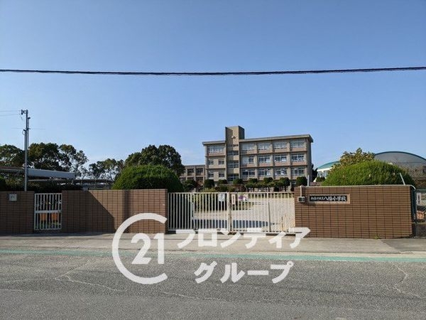 加古川市八幡町上西条　新築一戸建て　1期　1号棟(加古川市立八幡小学校)