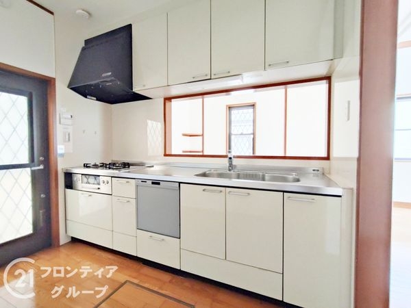 高砂市荒井町新浜２丁目の中古一戸建て
