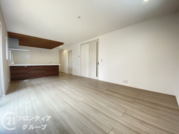 加古川市平岡町二俣　新築一戸建て　第１　３号棟