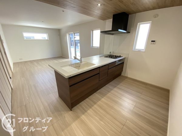加古川市平岡町二俣　新築一戸建て　第１　２号棟