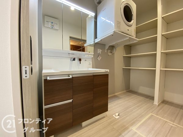 加古川市平岡町二俣　新築一戸建て　第１　２号棟