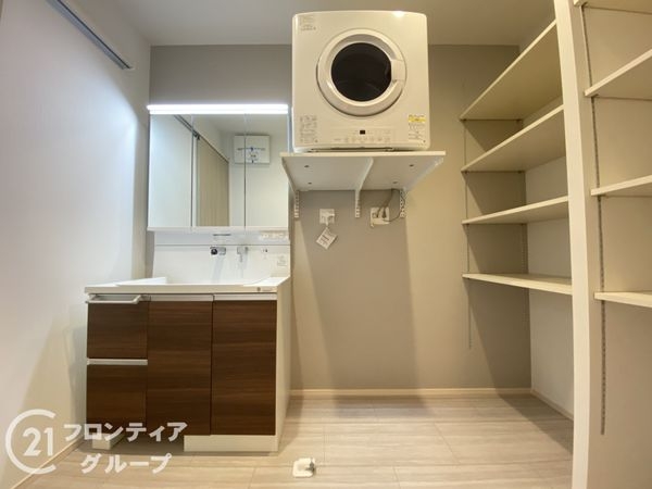 加古川市平岡町二俣　新築一戸建て　第１　２号棟