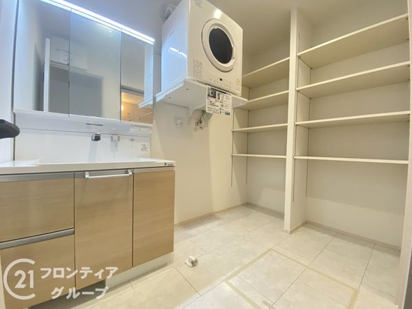 加古川市平岡町二俣　新築一戸建て　第１　５号棟