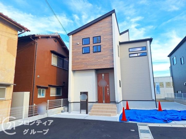 小野市本町　新築一戸建て　１期　２号棟