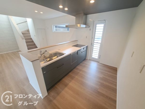 姫路市御立中８丁目　新築一戸建て　A号地