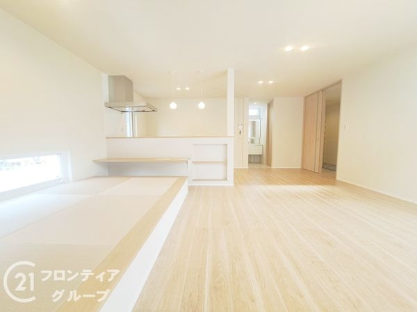 姫路市御立中８丁目　新築一戸建て　B号地