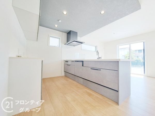 三木市緑が丘町中２丁目　新築一戸建て　全１区画