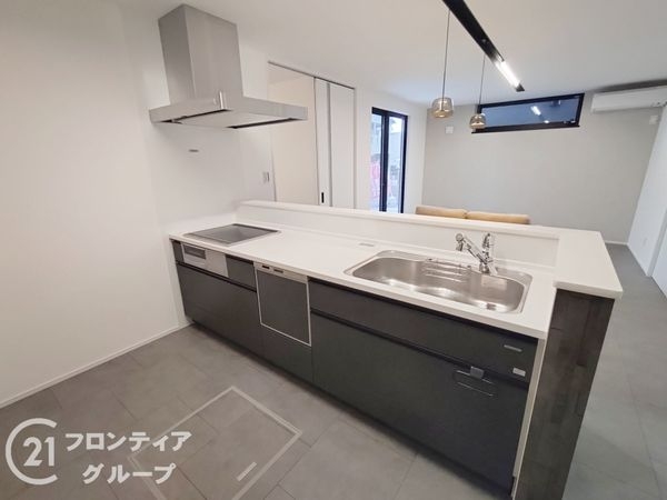 姫路市東今宿１丁目　新築一戸建て　B号地