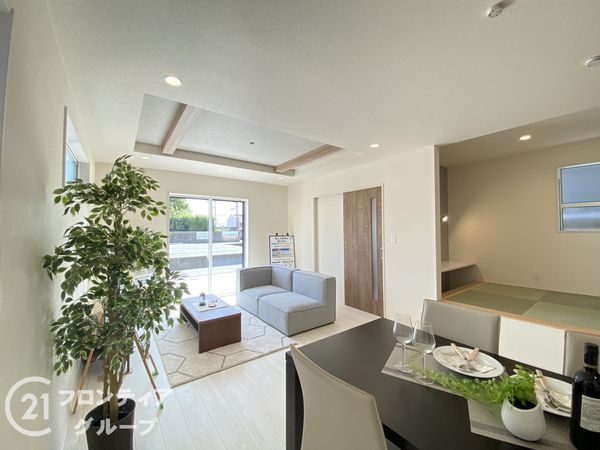 三木市志染町広野１丁目　新築一戸建て　１期　１号棟