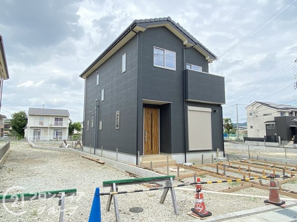 姫路市飾磨区中島　新築一戸建て
