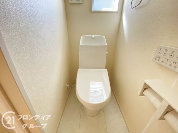 三木市緑が丘町東１丁目　新築一戸建て　１期　２号棟