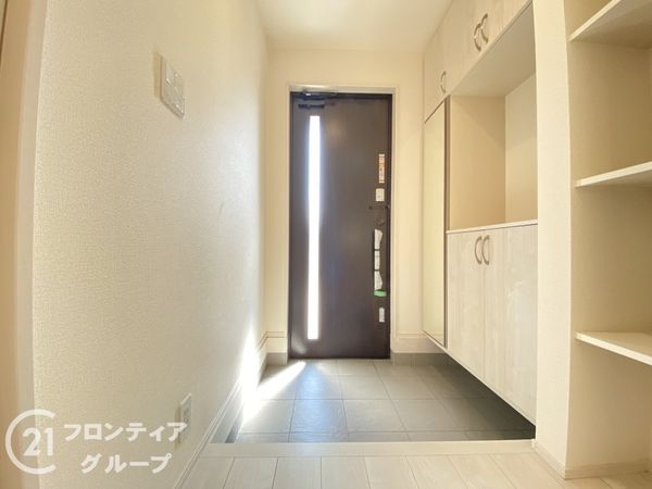 三木市緑が丘町東１丁目　新築一戸建て　１期　２号棟
